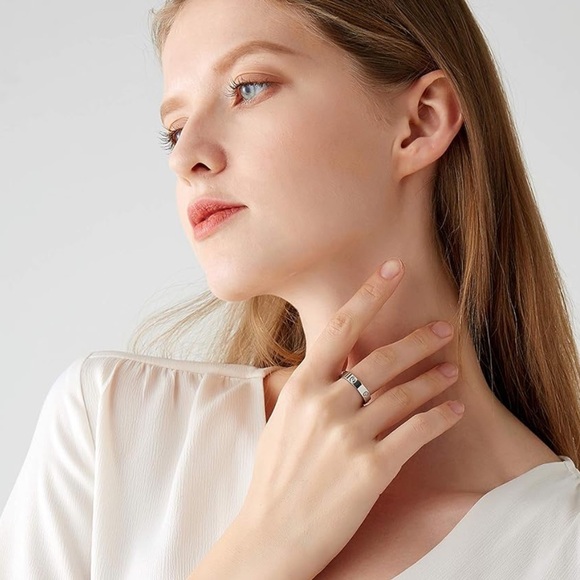 NEW Silver Cubic Zirconia Love Ring - Picture 2 of 8